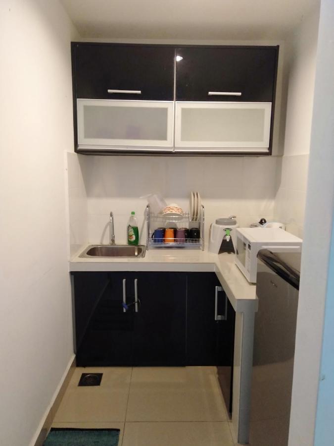 Risqi Apartment 2 Bedroom Wakaf Che Yeh Кота Бару Екстериор снимка